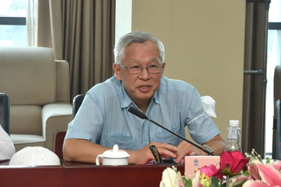 深圳国家应用数学中心数字经济研究中心主任黄伟调研法士特