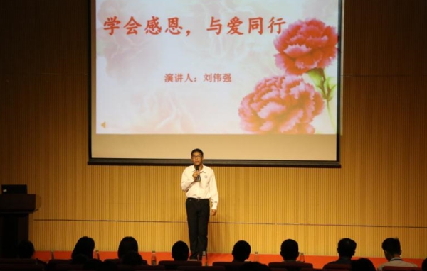微信图片_20171103091613_副本.jpg