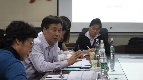 刘惠坚院长强调校企双方应深化认识“基层一线管理干部”的培养目标_副本.jpg
