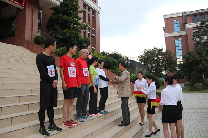 9f3e8b25fe9f968e4458fc42caf99a78.jpg 0Z6A9923_副本.jpg