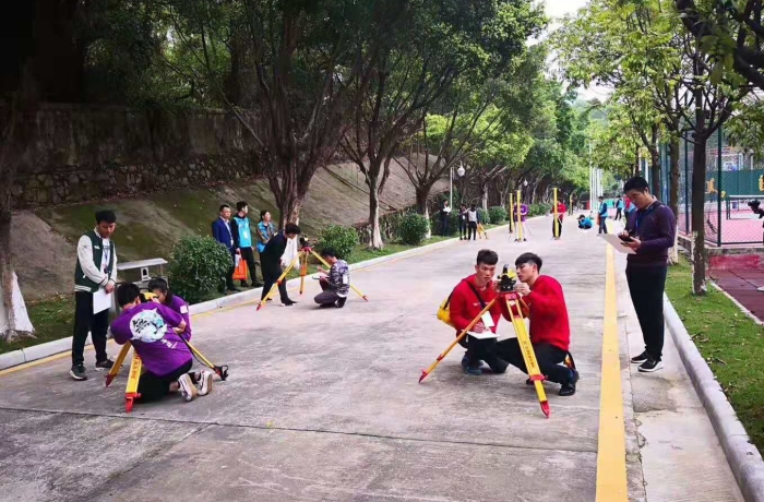 f2d27766204a21e46d3dfe5092fbf637.jpg 比赛现场6_副本.jpg