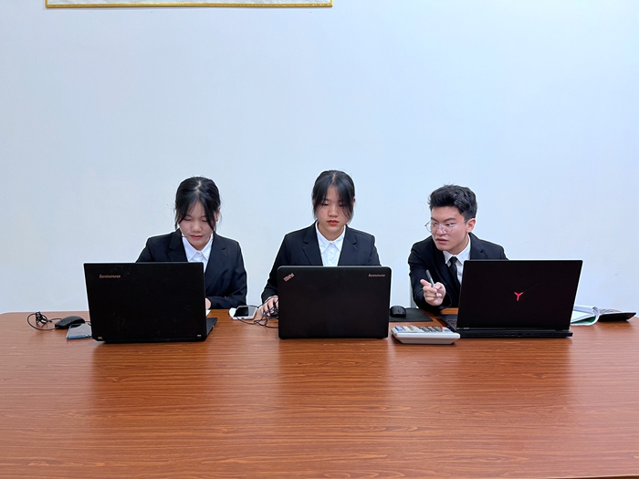 7eca79c257cd401b9c015c474d2e08d0.jpg 图3 WilliamHill参赛2队参加全国冠军赛.JPG