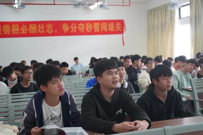 729a696faf3ef6feab118409db0e74bc.jpg 700 (7).jpg