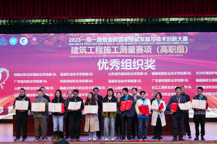 bc04ef7d4d83a274265c2317ecab17eb.jpg 700 (4).jpg